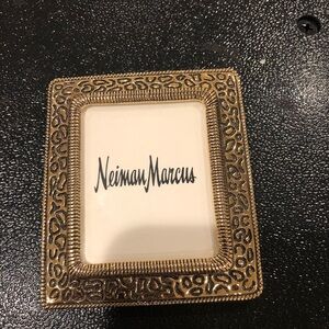 ST. JOHN, NEIMAN MARCUS Portrait Picture Frame